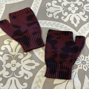 Pact Gloves